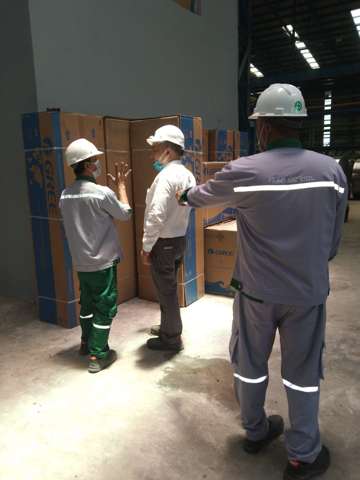 Instalasi AC di Gedung Perkantoran